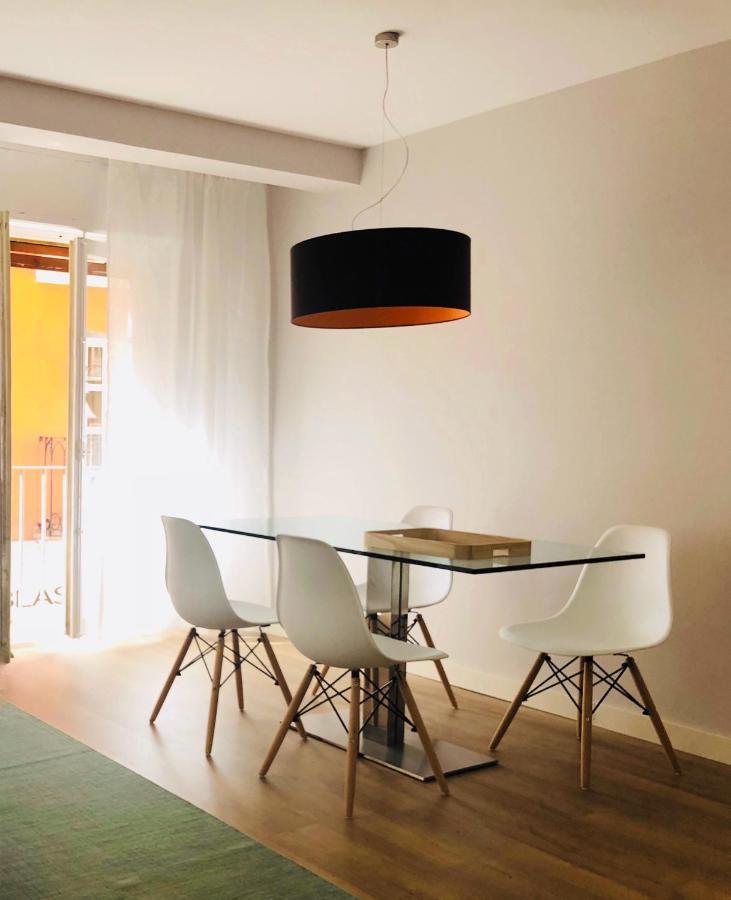 Apartamento En Pleno Centro Al Lado Catedral. Wifi. Lejlighed Burgo Eksteriør billede