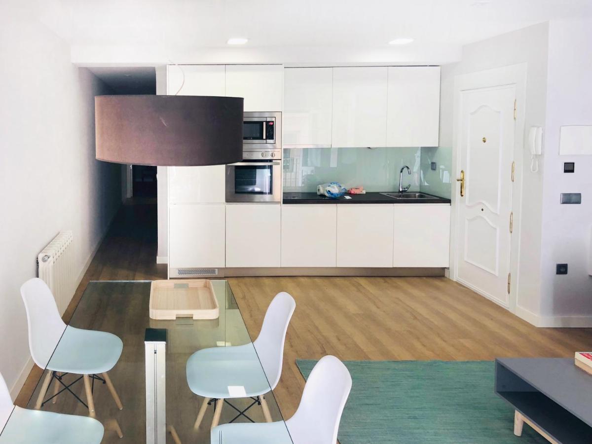 Apartamento En Pleno Centro Al Lado Catedral. Wifi. Lejlighed Burgo Eksteriør billede